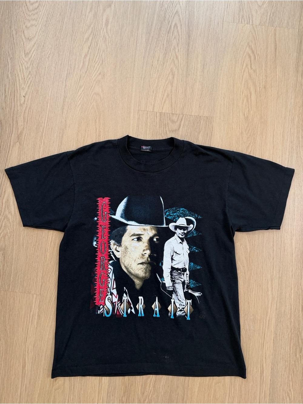 Vintage Single Stitch 1993 George Strait Concert T-Shirt Fruit of the Loom L